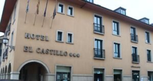 Hotel El Castillo Camino de Santiago Frances 2 300x158