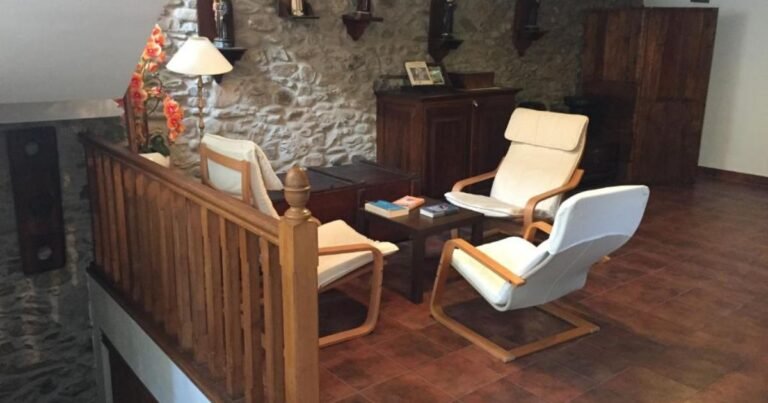 Hotel Rural La Casa Del Reloj Camino de Santiago Frances 13 768x403