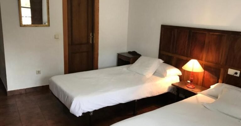 Hotel Rural La Casa Del Reloj Camino de Santiago Frances 7 768x403