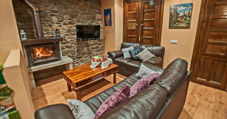 Hotel Rural Pajarapinta Camino de Santiago Frances 9 768x403