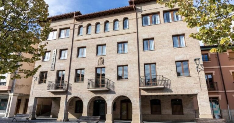 Albergue Alda Estella Hostel Camino de Santiago Frances 768x403