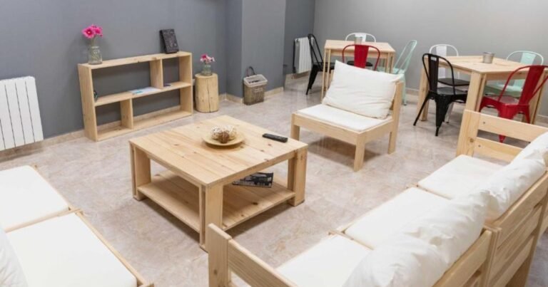 Albergue Alda Estella Hostel Camino de Santiago Frances 4 768x403