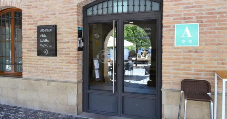 Albergue Alda Estella Hostel Camino de Santiago Frances 8 768x403