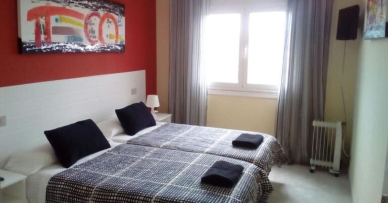 Albergue Aqua Portomarin Camino de Santiago Frances 2 768x403