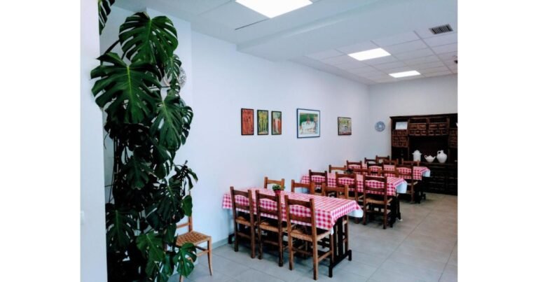 Albergue Capuchinos Rocamador Estella Camino de Santiago Frances 5 768x403