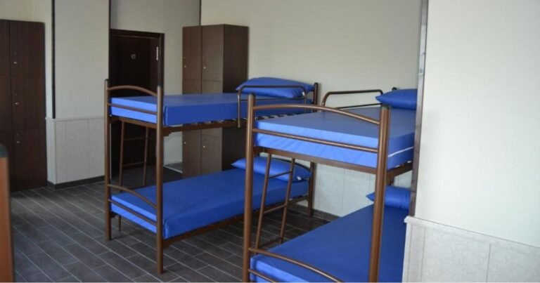 Albergue Credencial Sarria Camino de Santiago Frances 4 768x403