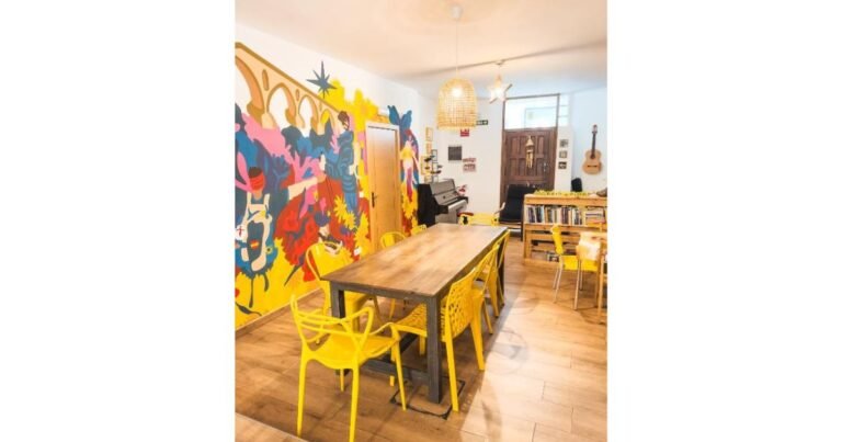 Albergue Estrella Guia Puente la Reina Camino de Santiago Frances 4 768x403