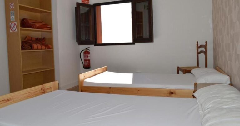 Albergue Gares Puente la Reina Camino de Santiago Frances 10 768x403