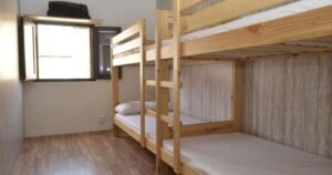 Albergue Gares Puente la Reina Camino de Santiago Frances 9 300x158