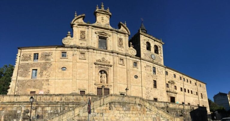 Albergue Hospederia San Nicolas El Real Camino de Santiago Frances 768x403
