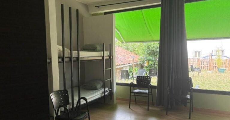 Albergue Hostel Azul Cielo Camino de Santiago Frances 8 768x403