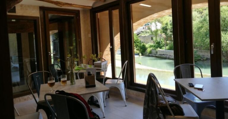 Albergue Hosteria de Curtidores Estella Camino de Santiago Frances 10 768x403