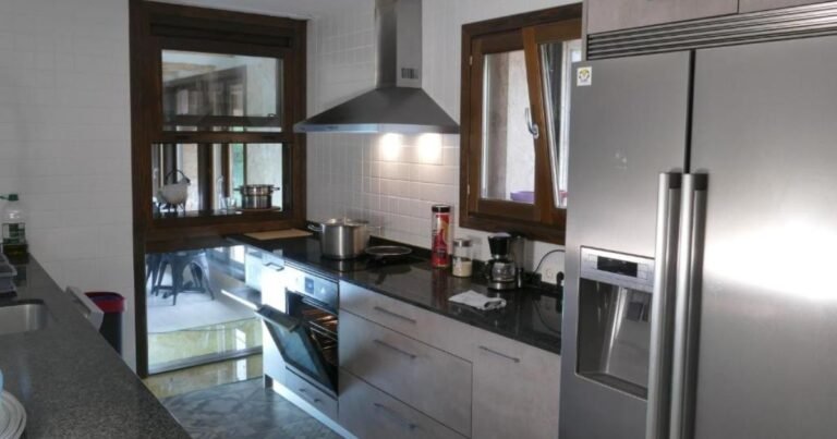 Albergue Hosteria de Curtidores Estella Camino de Santiago Frances 12 768x403