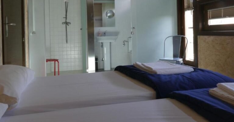 Albergue Hosteria de Curtidores Estella Camino de Santiago Frances 6 768x403