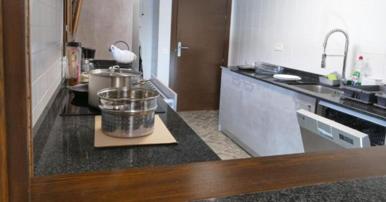 Albergue Hosteria de Curtidores Estella Camino de Santiago Frances 7 768x403