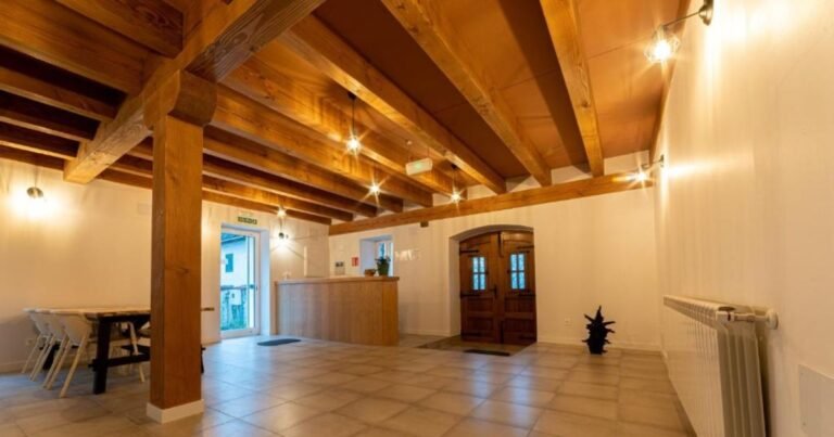 Albergue Lorentx Aterpea Burguete Camino de Santiago Frances 5 768x403
