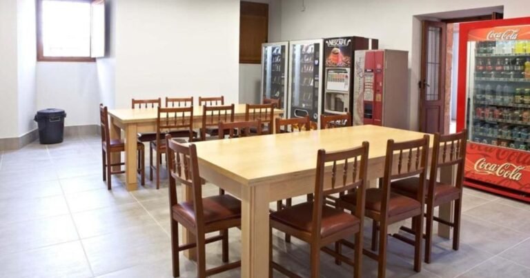 Albergue Monasterio de La Magdalena Sarria Camino de Santiago Frances 11 768x403