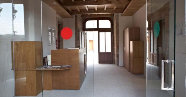 Albergue Monasterio de La Magdalena Sarria Camino de Santiago Frances 8 768x403