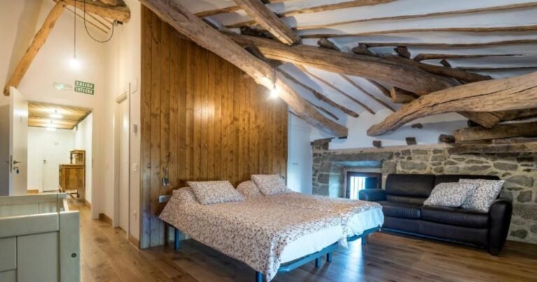 Albergue Palacio de Sansol Camino de Santiago Frances 3 768x403