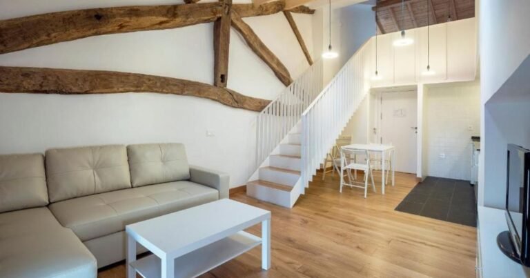 Albergue Palacio de Sansol Camino de Santiago Frances 9 768x403