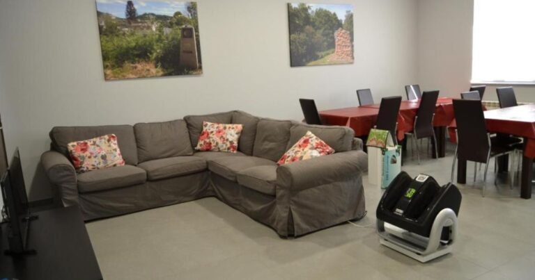 Albergue Pension Lemos Camino de Santiago Frances 12 768x403