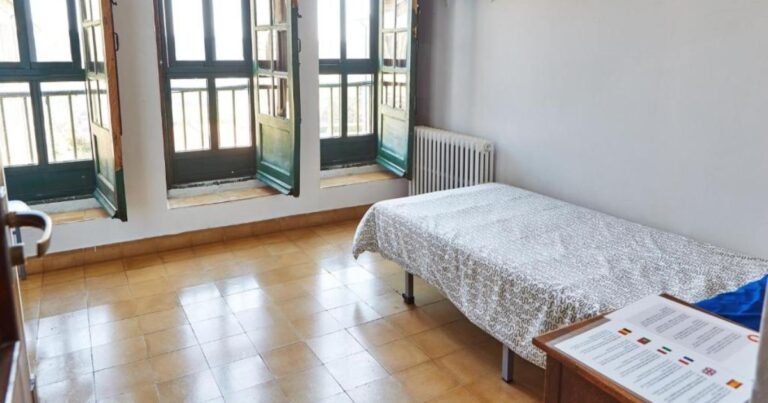 Albergue Seminario Menor Santiago de Compostela Camino de Santiago Frances 13 768x403