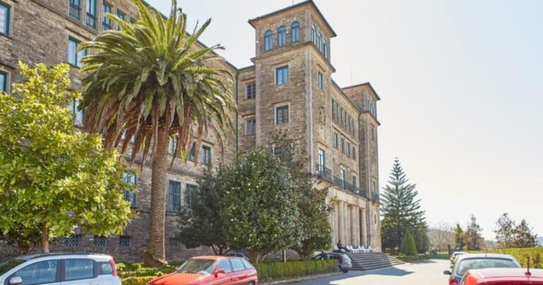 Albergue Seminario Menor Santiago de Compostela Camino de Santiago Frances 4 768x403