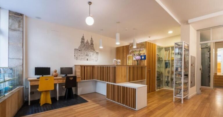 Albergue The Last Stamp Santiago de Compostela Camino de Santiago Frances 11 768x403