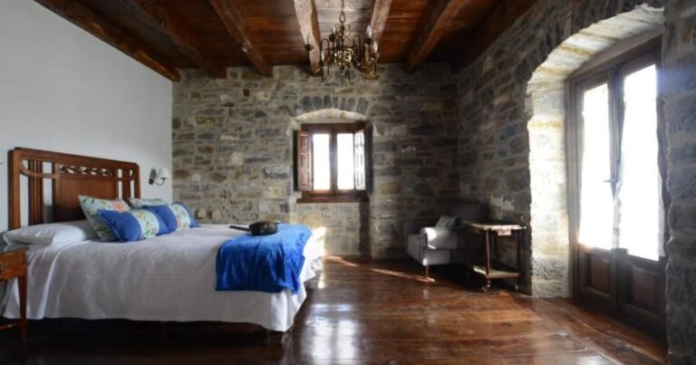 Casa Rural Txantxorena Zubiri Camino de Santiago Frances 8 768x403