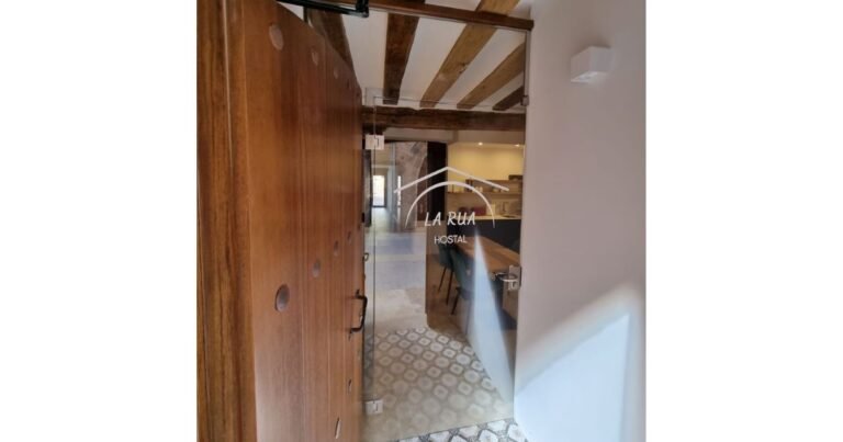 Hostal La Rua Estella Camino de Santiago Frances 2 768x403