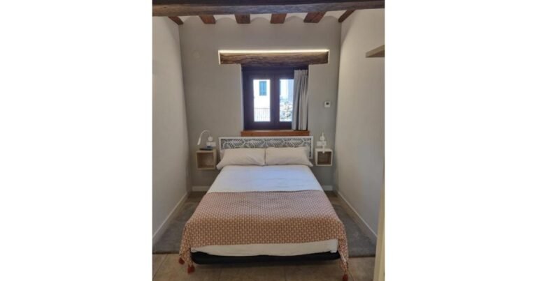 Hostal La Rua Estella Camino de Santiago Frances 9 768x403