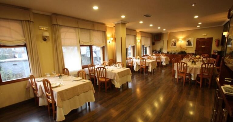 Hostal Restaurante Mendez Camino de Santiago Frances 2 768x403