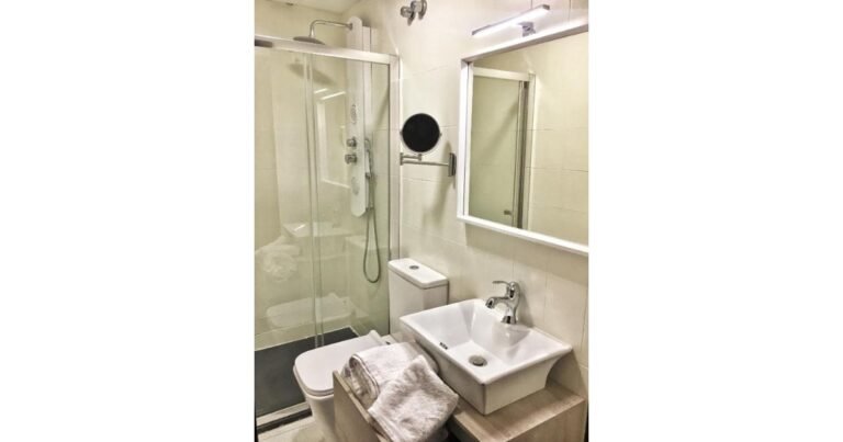 Hostal Restaurante Mendez Camino de Santiago Frances 8 768x403