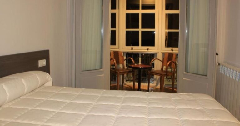 Hostal Siglo XIX Camino de Santiago Frances 15 768x403