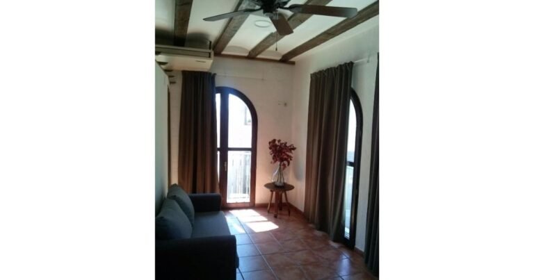 Hostal Suetxe Los Arcos Camino de Santiago Frances 10 768x403