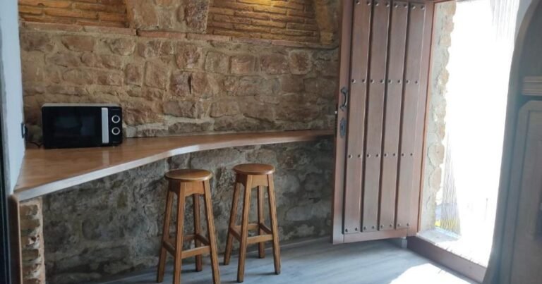 Hostal Suetxe Los Arcos Camino de Santiago Frances 3 768x403