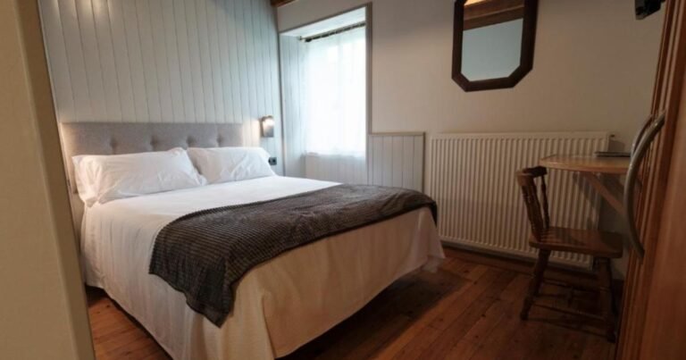 Hosteria de Zubiri Camino de Santiago Frances 11 768x403