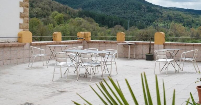 Hosteria de Zubiri Camino de Santiago Frances 13 768x403