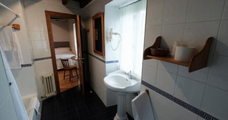 Hosteria de Zubiri Camino de Santiago Frances 15 768x403