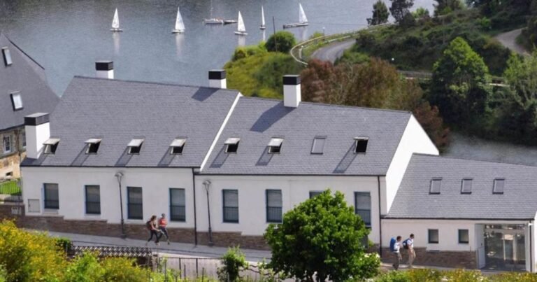 Hotel Ferramenteiro de Portomarin Camino de Santiago Frances 768x403