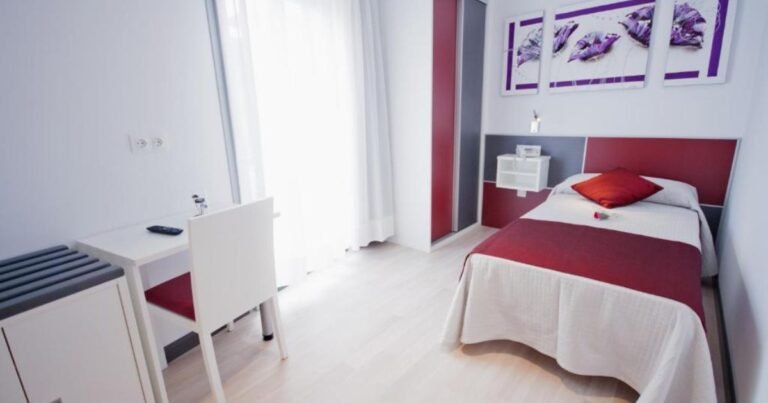 Hotel Ferramenteiro de Portomarin Camino de Santiago Frances 18 768x403