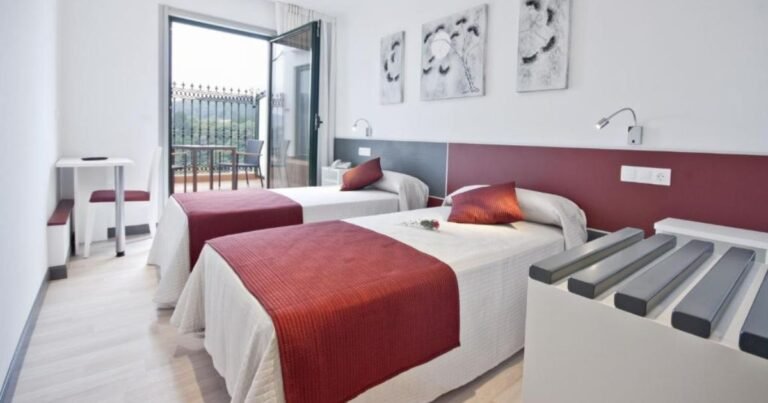 Hotel Ferramenteiro de Portomarin Camino de Santiago Frances 3 768x403