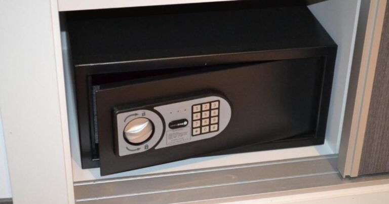 Hotel Ferramenteiro de Portomarin Camino de Santiago Frances 6 768x403