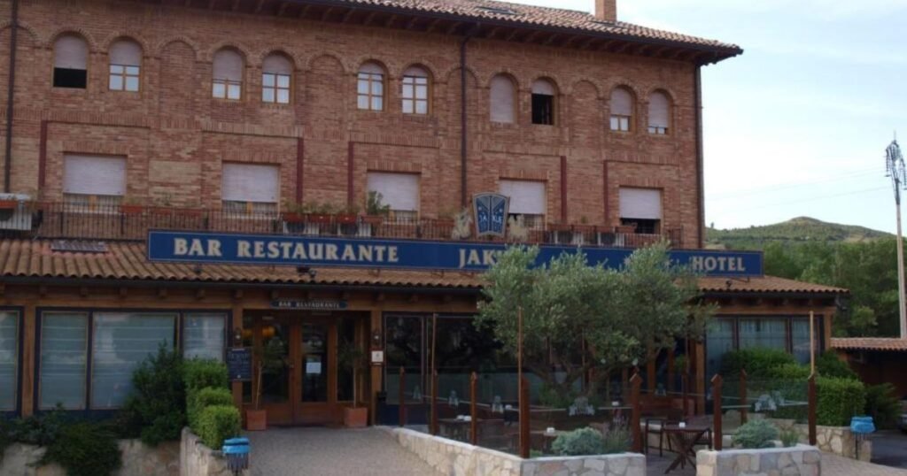 Hotel Jakue Puente la Reina Camino de Santiago Frances 1024x538