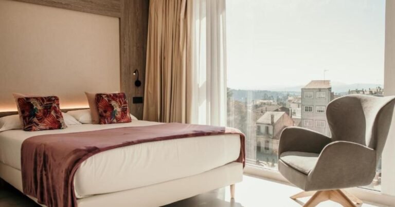 Hotel Lux Melide Camino de Santiago Frances 7 768x403