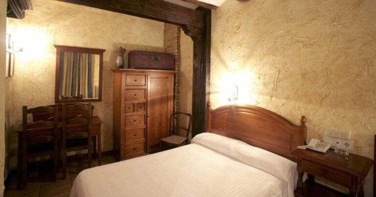 Hotel Rural Bidean Puente la Reina Camino de Santiago Frances 5 768x403