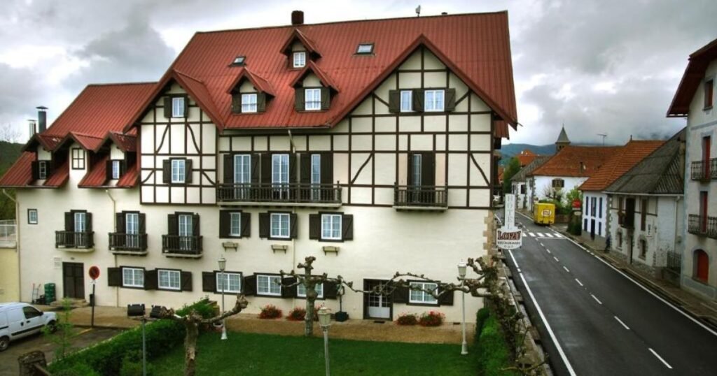 Hotel Rural Loizu Burguete Camino de Santiago Frances 3 1024x538