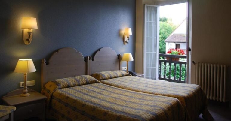 Hotel Rural Loizu Burguete Camino de Santiago Frances 4 768x403