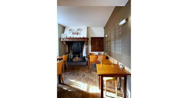 Hotel des Remparts Saint Jean Pied de Port Camino de Santiago Frances 5 768x403