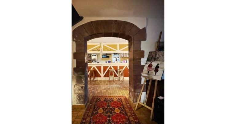 Hotel des Remparts Saint Jean Pied de Port Camino de Santiago Frances 6 768x403